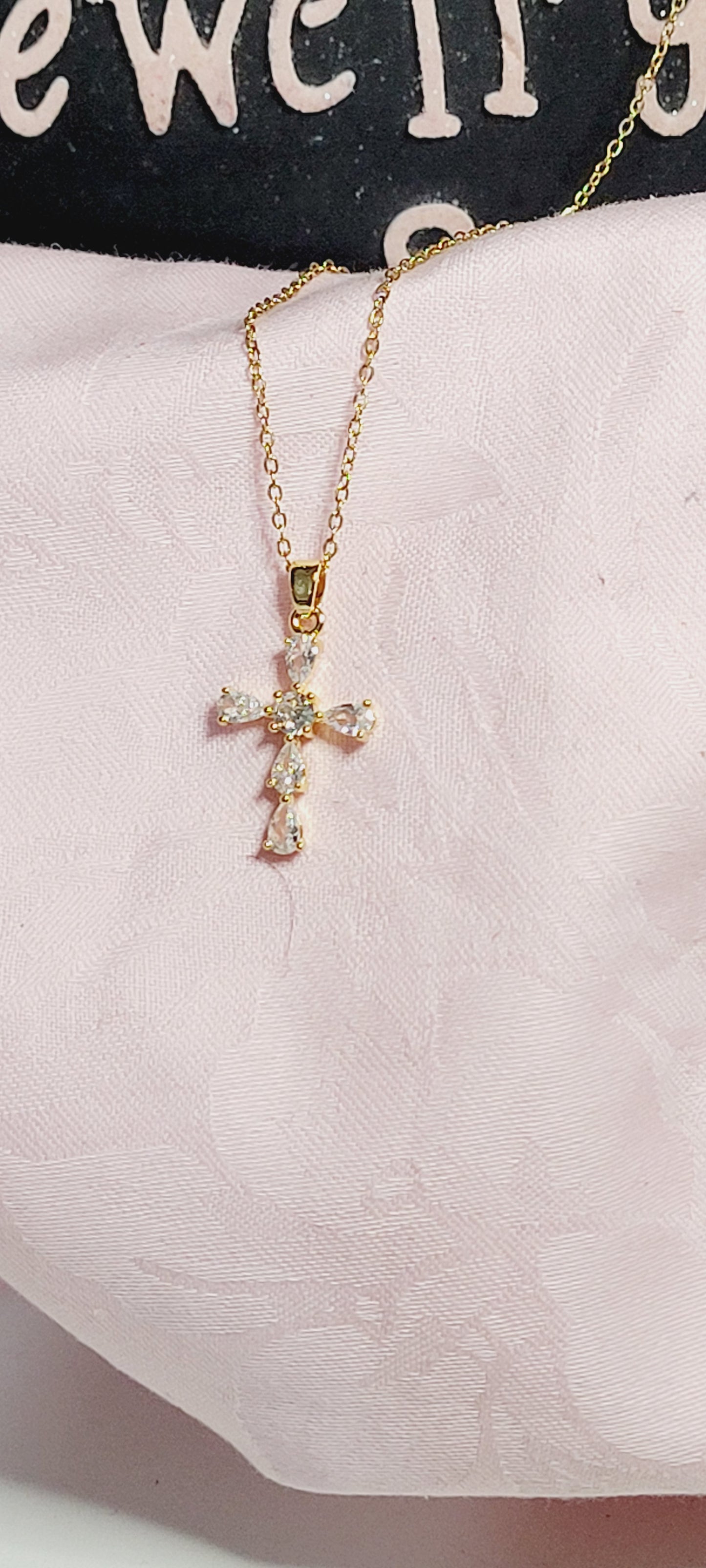 Simple Style Cross Shape Inlay Zircon 18k Gold Plated Necklace