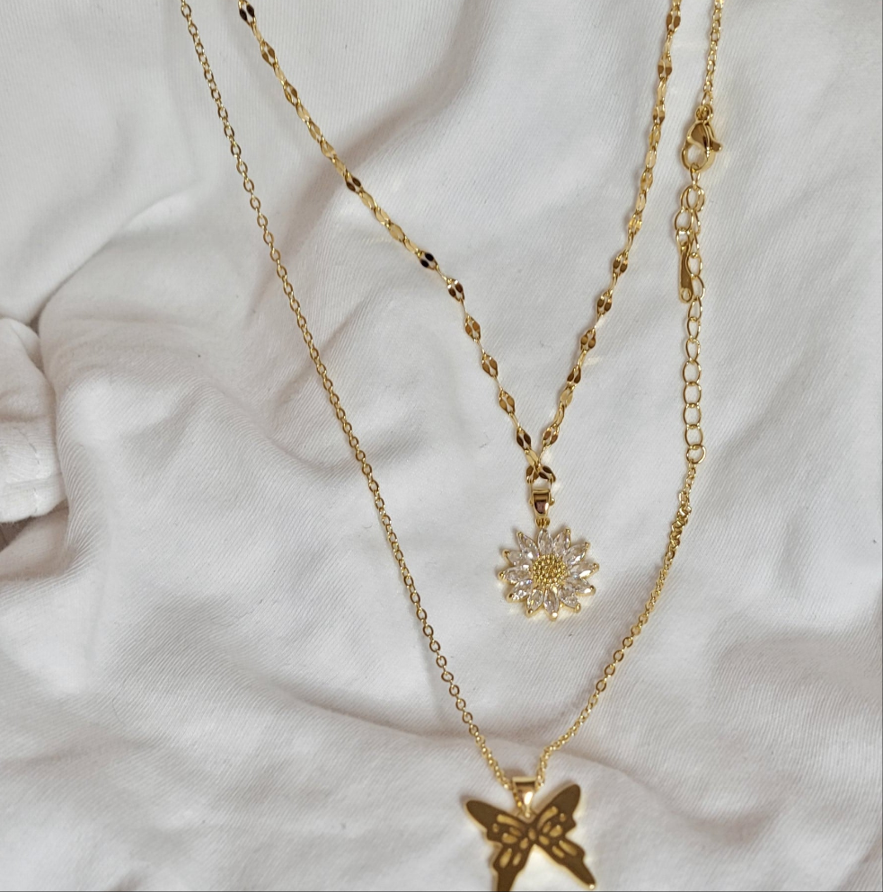 2pc Butterfly/Flower Gold necklace set