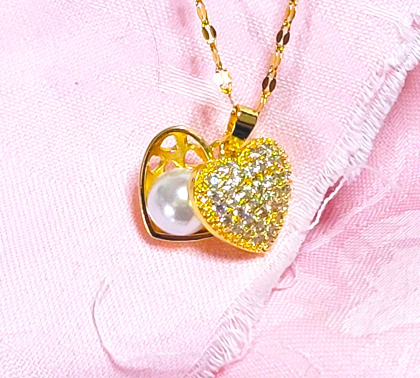 Gold Zirconia Inlay Heart-Shaped locket with Faux Pearl Necklace