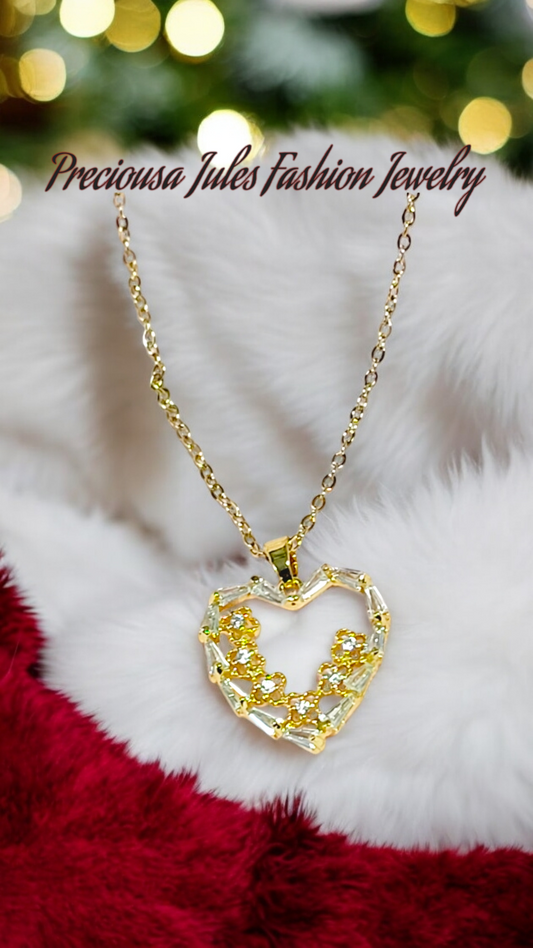 Gold-plated Necklace White Geometric Floral Heart Pendant