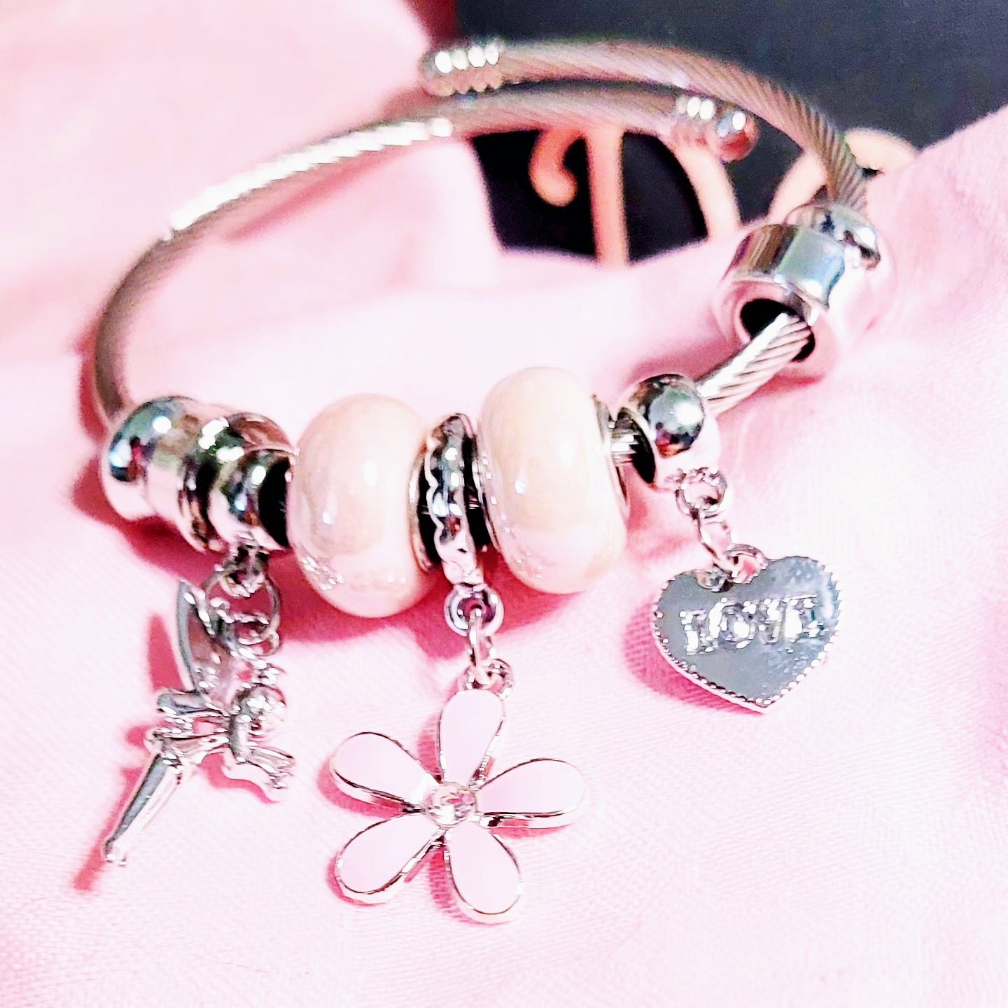 Elegant Fairy Heart Shape Bangle - pink flower