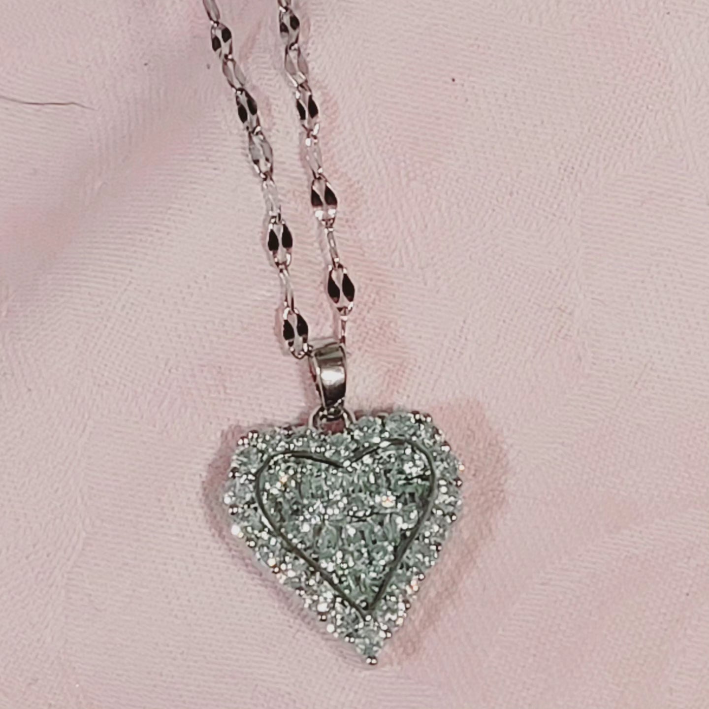 Silver Plated Luxury Geometric Heart Necklaces