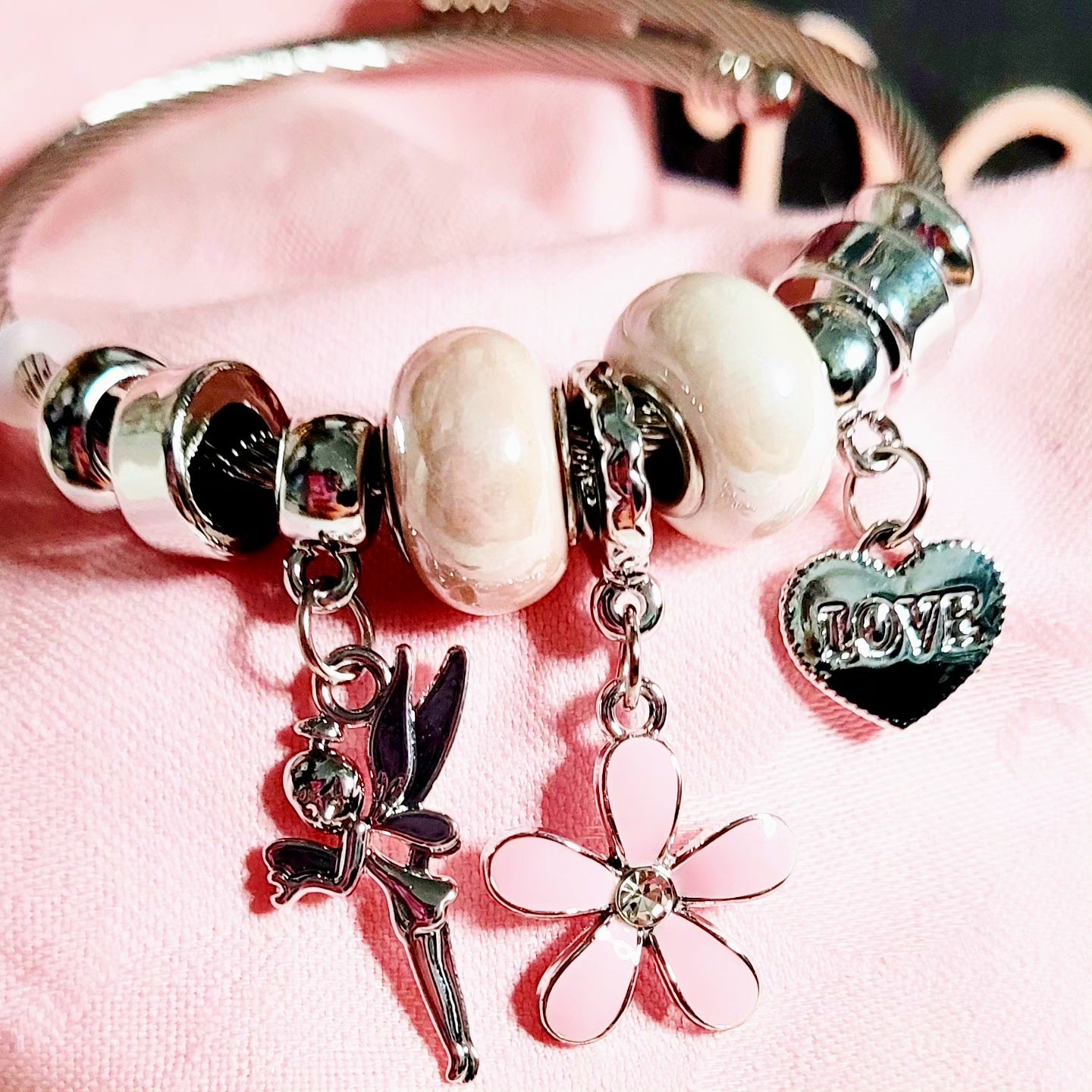 Elegant Fairy Heart Shape Bangle - pink flower