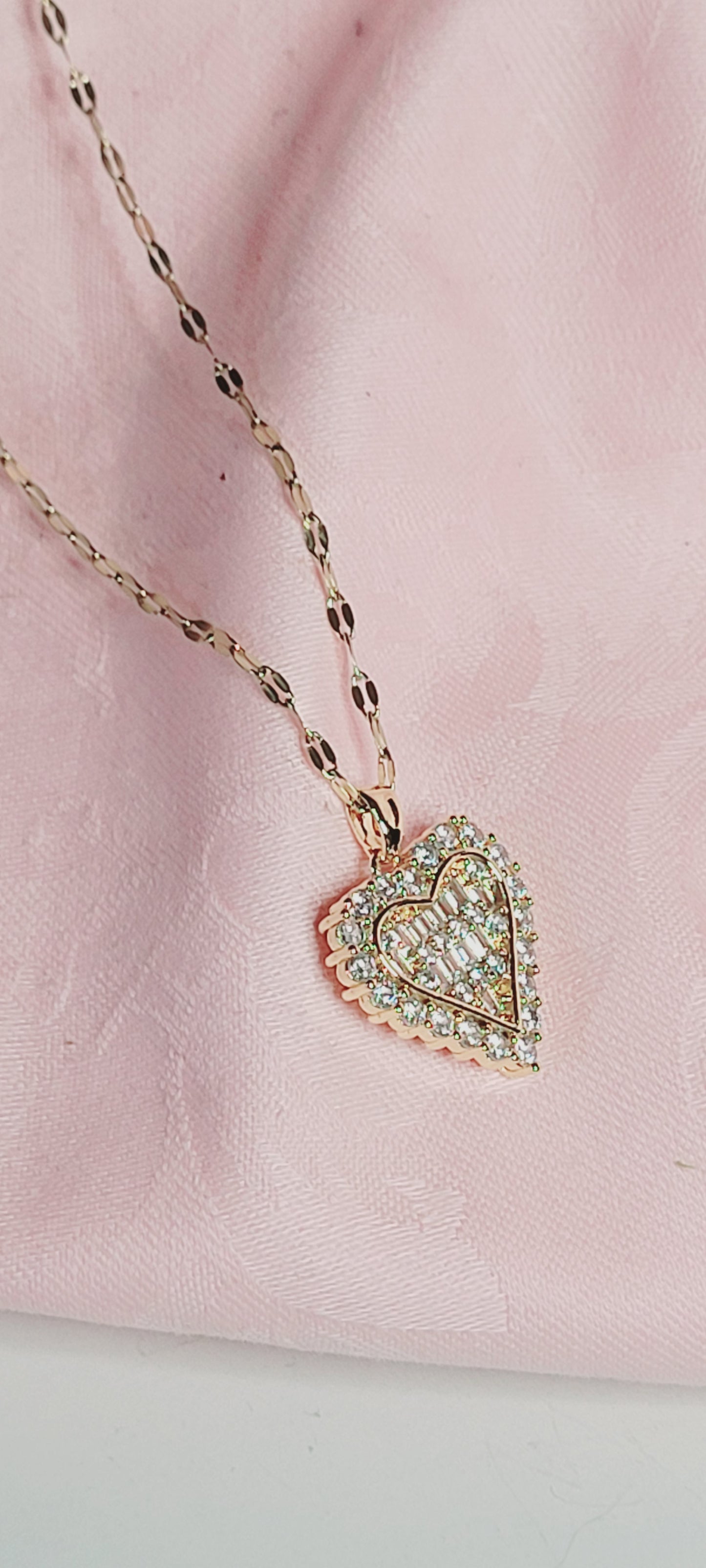 Luxury Geometric 18K Gold-Plated Heart Pedant Necklace