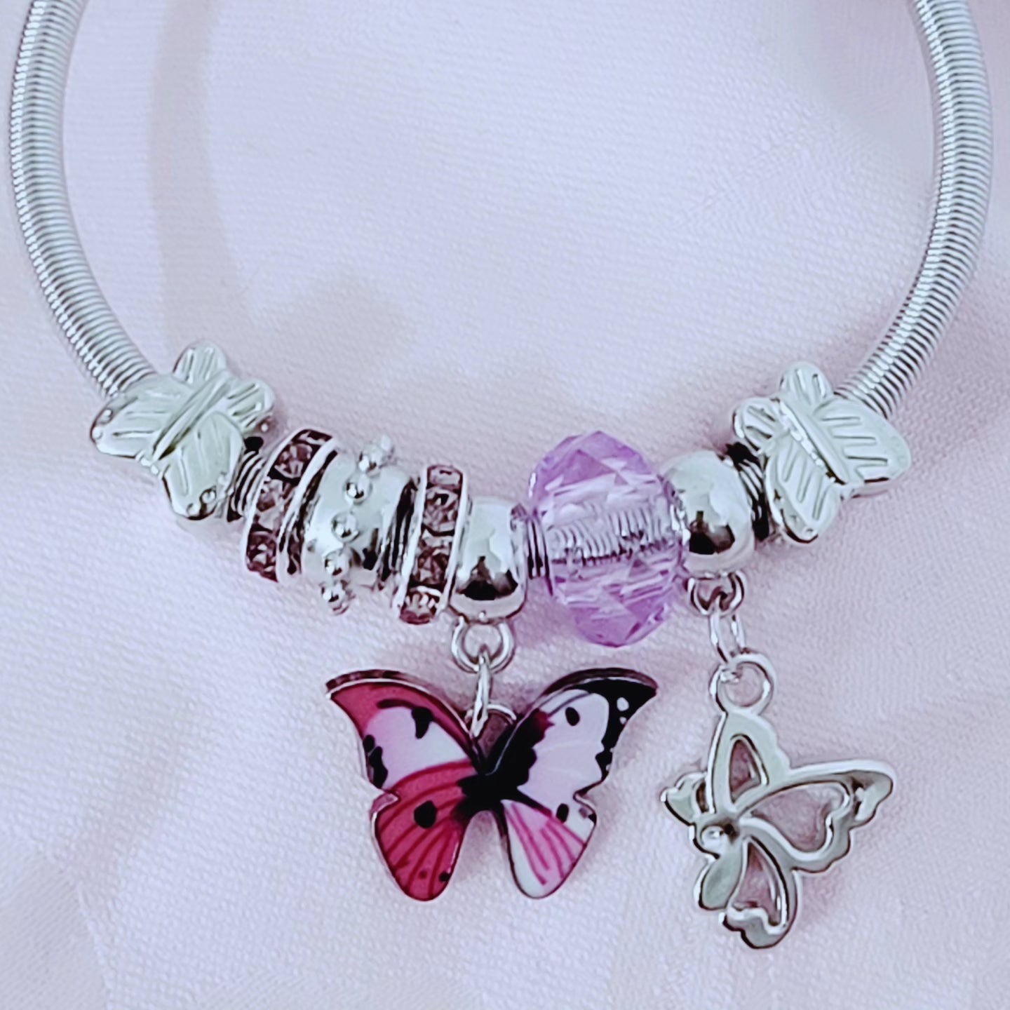 Vintage Butterfly Pendant Bracelet Heart Beads Stretchable Cuff
Bangle