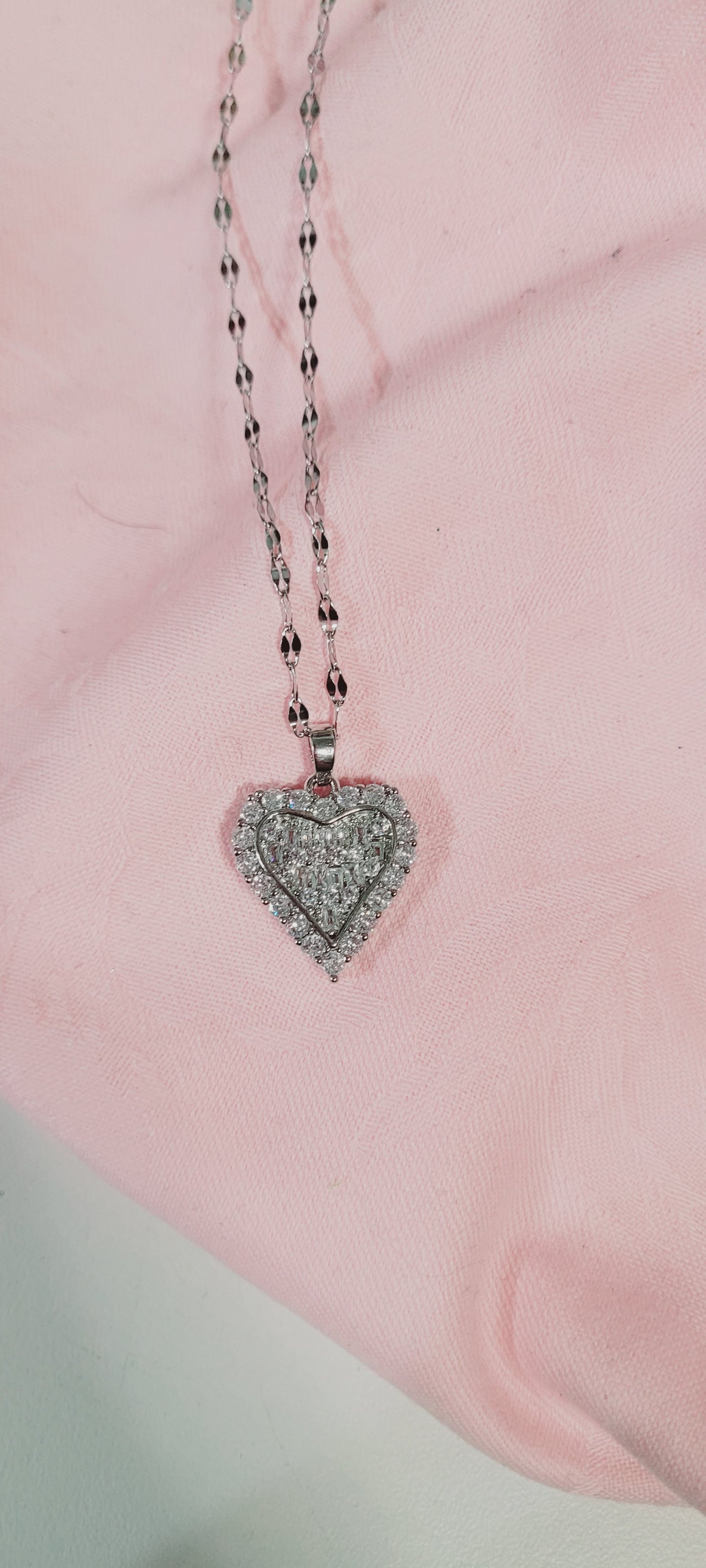 Silver Plated Luxury Geometric Heart Necklaces