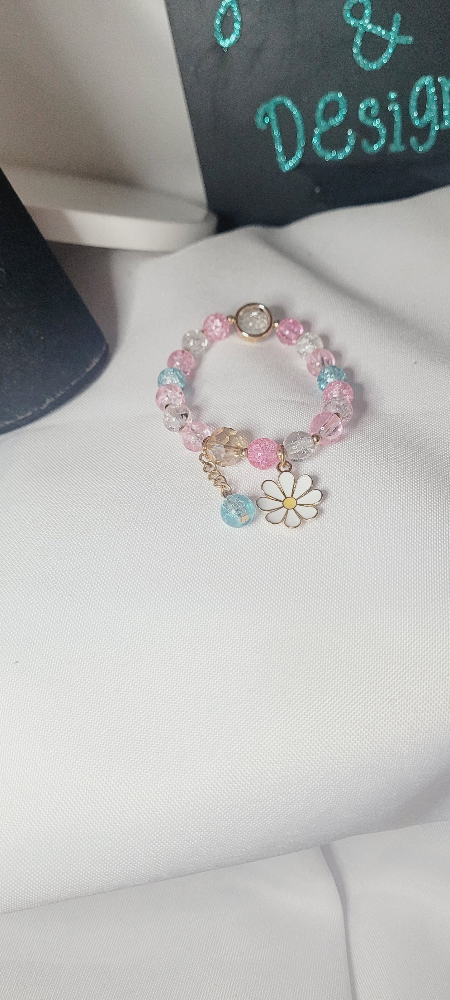 Crystal Bead Elastic Flower Bracelet