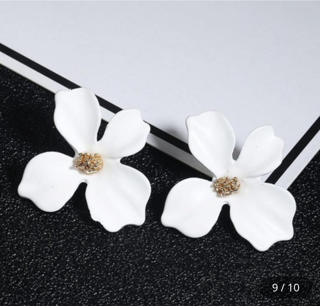 New Glam Sweet flower stud earrings